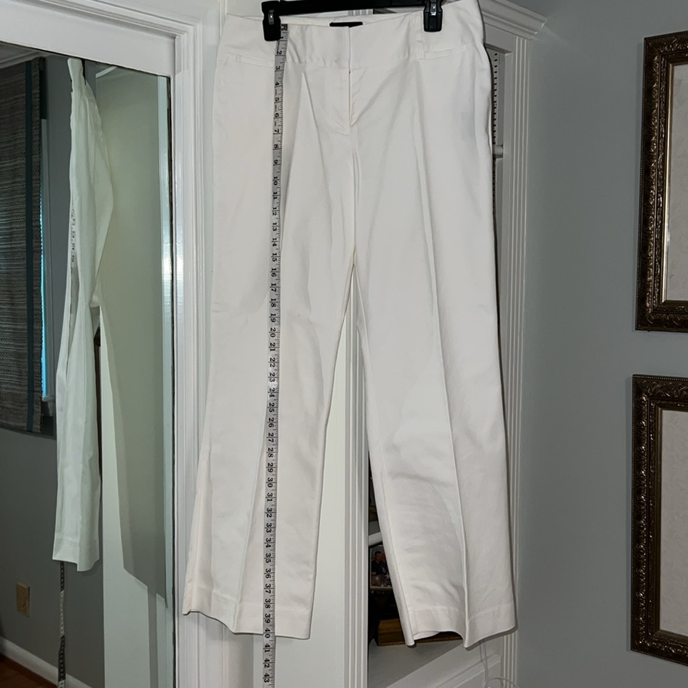 Women's White Trouser Slacks. Size 12. By Dana Buchman. Wide Leg Pants